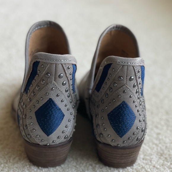 Lucky Brand Kambry Booties - Picture 2 of 7